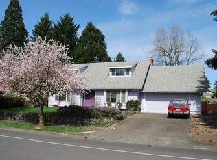 2445 SW Roxbury Ave, Portland, OR 97225