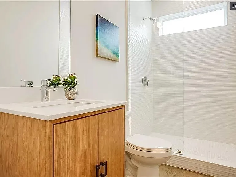 2308 N Prairie Ave — Photo 31