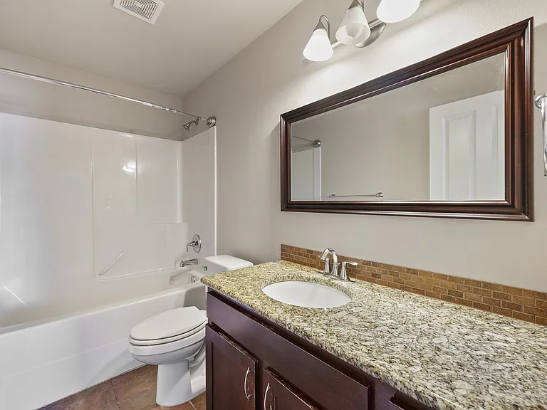 4335 17th Way NE — Photo 35