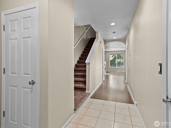 5th image of 10400 NE 82nd Avenue #15