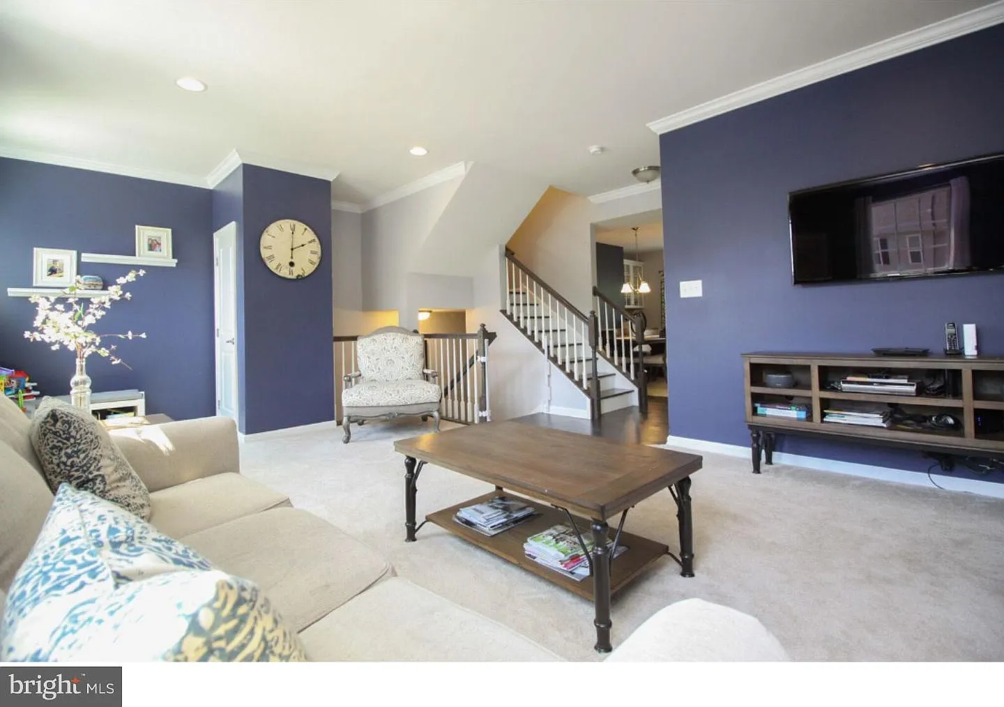 3 bed, 2.5 bath, 2100 sqft, $3,300 — Photo 4