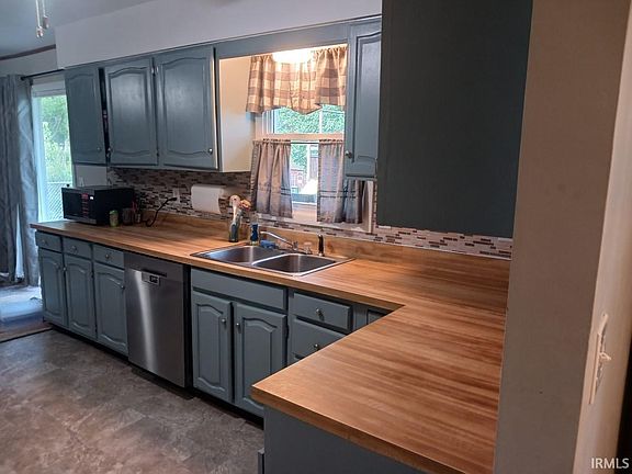 5th image of 57608 Rivercrest Dr