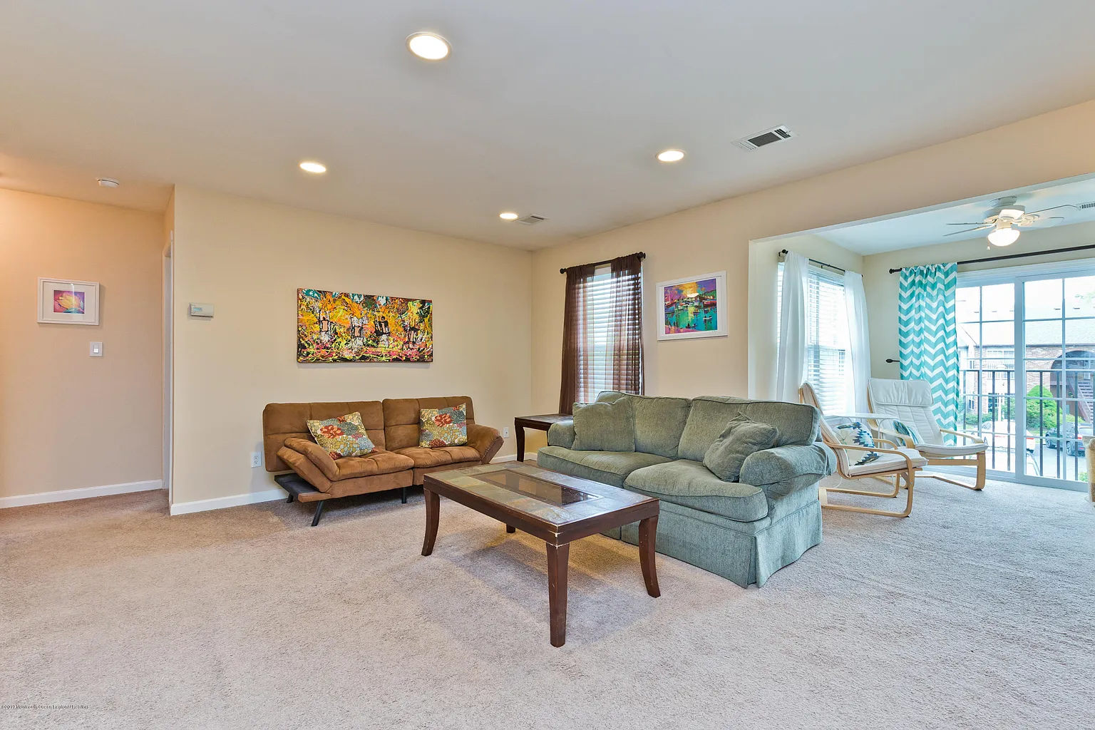47 Frontier Way photo 1