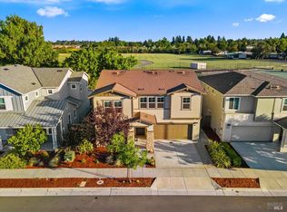 1469 Oak Circle, Rohnert Park, CA 94928
