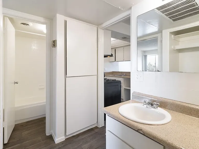 The Residences At Camelback West — Photo 17