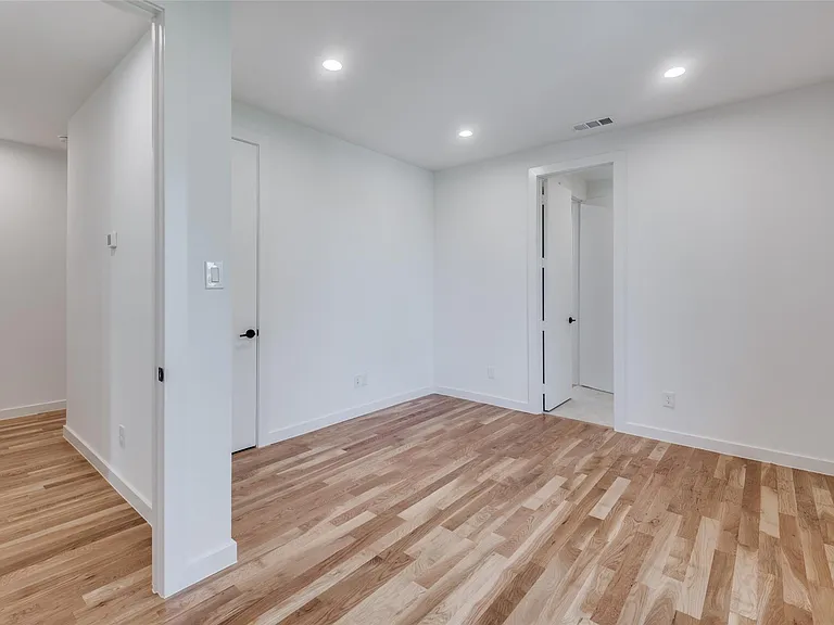 4525 Weldon St — Photo 22