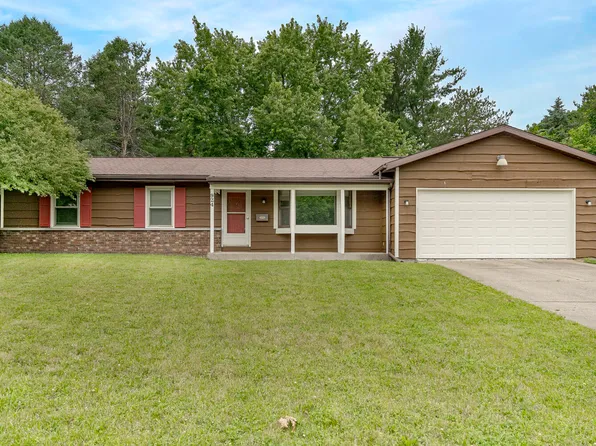 924 Eldridge Dr, Kalamazoo, MI 49006