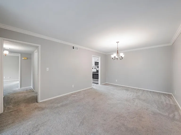 656 S Ripple Creek Dr #656 — Photo 8