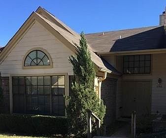 1st image of 5786 Golden Oaks Dr