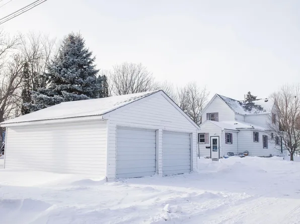 107 W 10th St, Morris, MN 56267