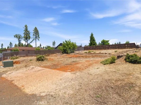 6122 Lois Dr, Paradise, CA 95969