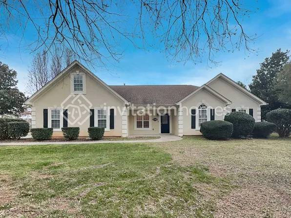 130 Breakwater Way, Fayetteville, GA 30214