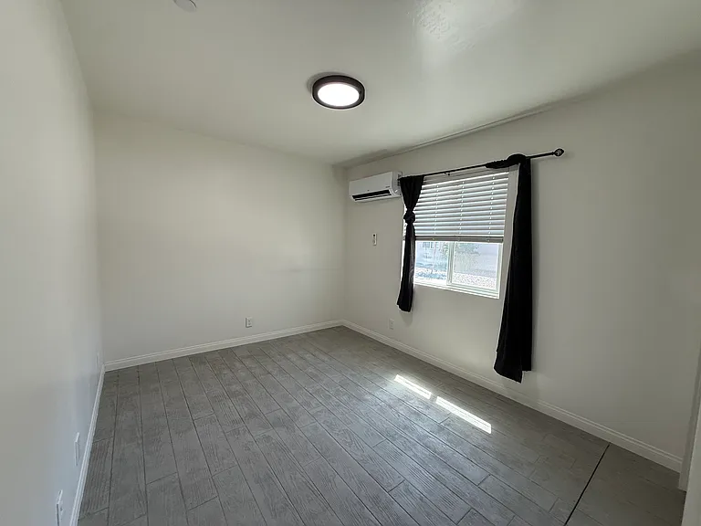 317 W Church Ave #A — Photo 11