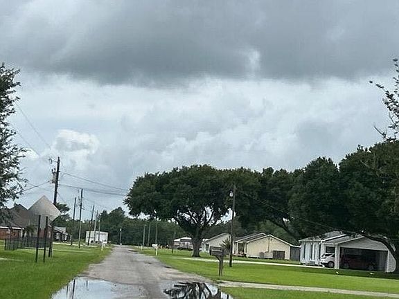 5th image of 114 Nassau Ln