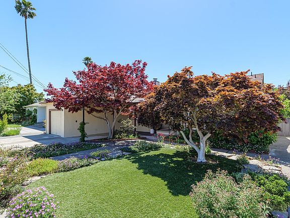 2nd image of 22 Echo Avenue