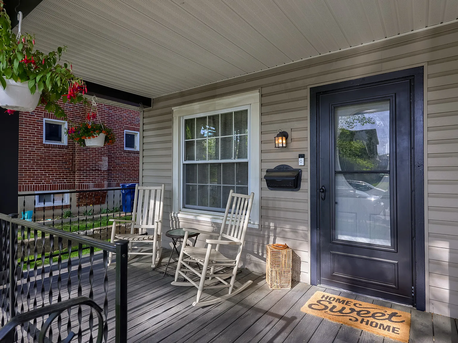203 Intervilla Ave — Photo 3
