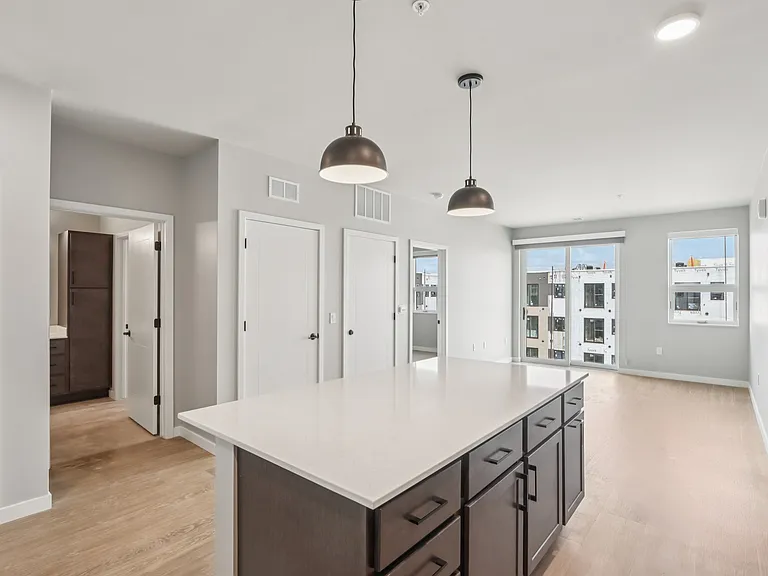 Karrick Apartments — Photo 23