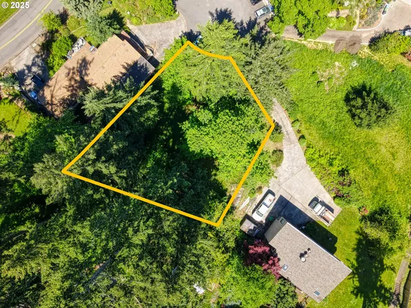 McLean Blvd, Eugene, OR 97405