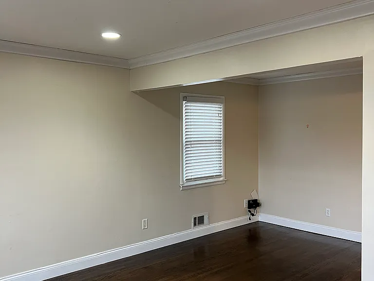 120 Thomas St #1 — Photo 5