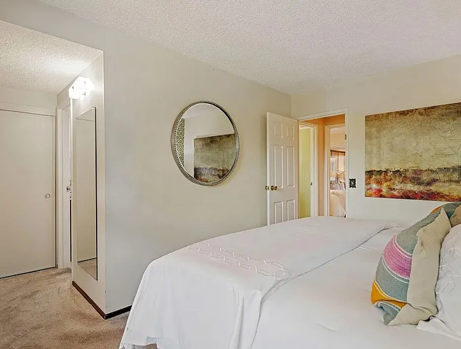 3 bed, 1238 sqft, $5,500 — Photo 3