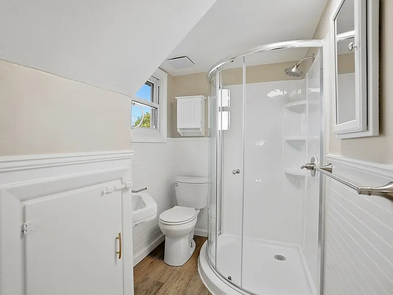 1028 Colwick Dr — Photo 24
