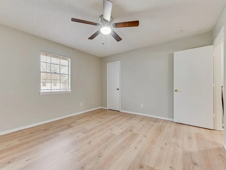 1728 W Sanford St #J — Photo 4