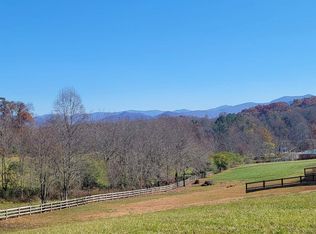 5 Meadow Brooke Ln, Young Harris, GA 30582