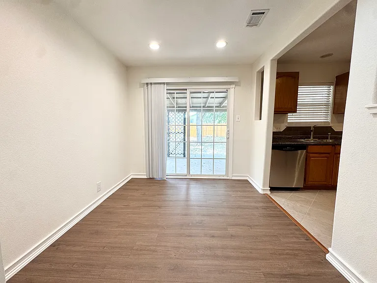 5614 Timber Rail — Photo 15