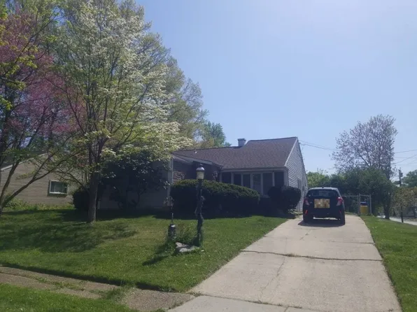 536 S Maple Ave, Maple Shade, NJ 08052