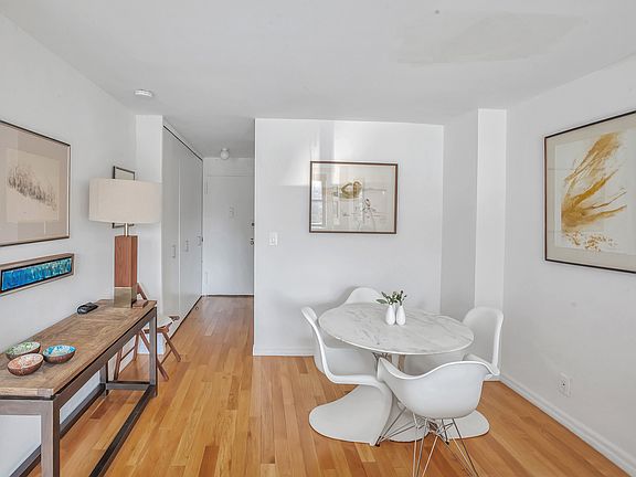 3rd image of 7 E 14th St APT 1407