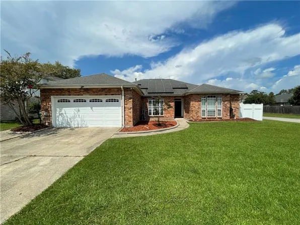 1118 Breckenridge Dr, Slidell, LA 70461