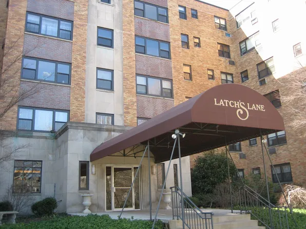 40 Old Lancaster Rd APT 409, Merion Station, PA 19066