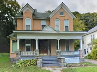 227 Douglas Ave, Kalamazoo, MI 49007