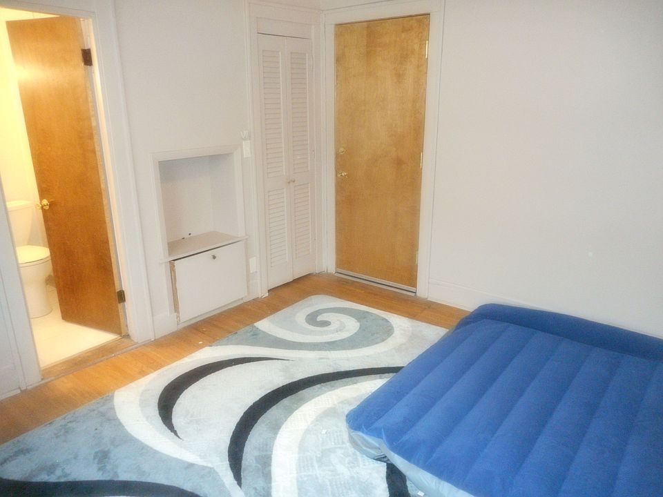 1st image of 3513 Hennepin Ave APT 205