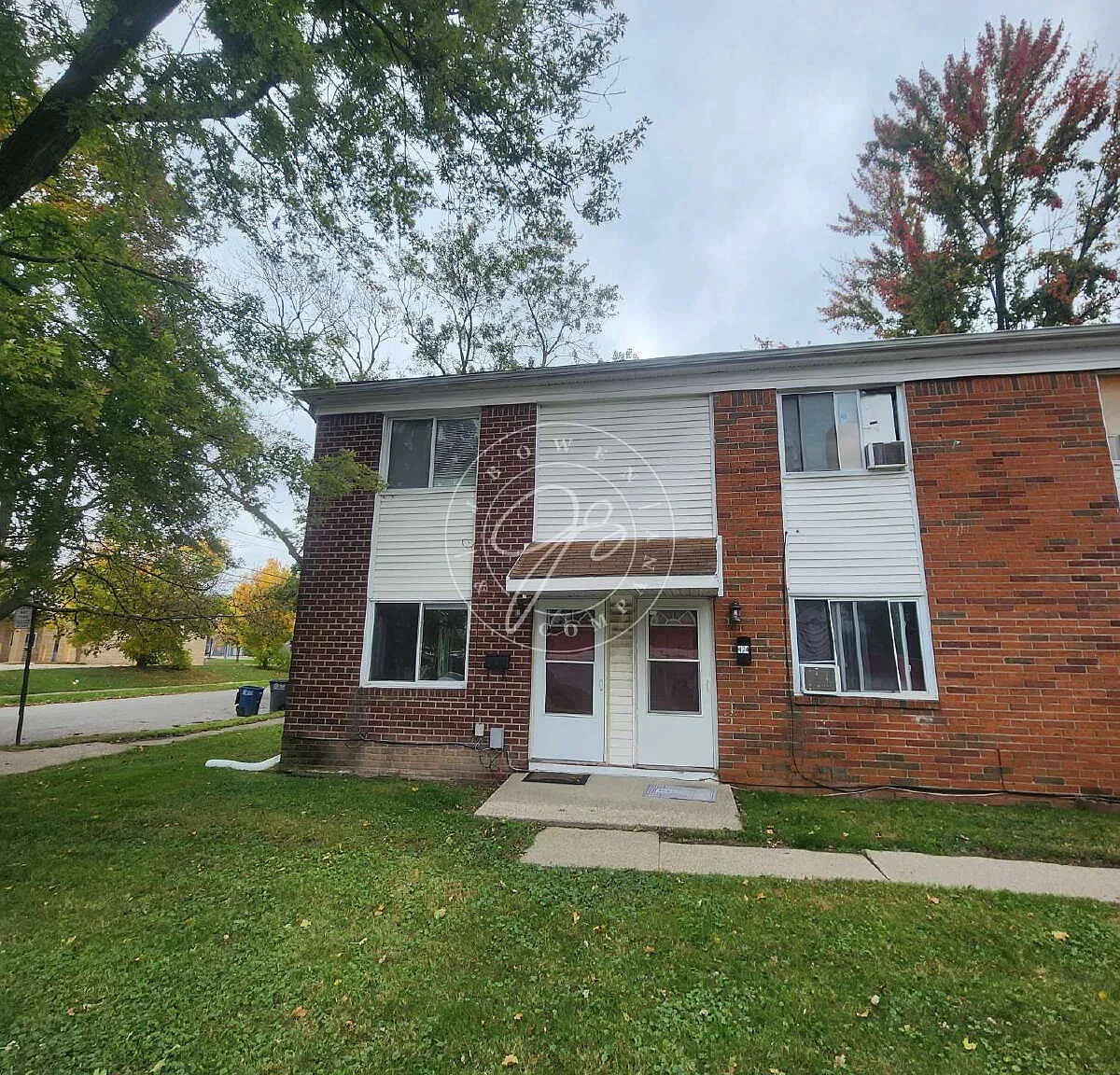 2 bed, 1.0 bath, 675 sqft, $850 — Photo 1