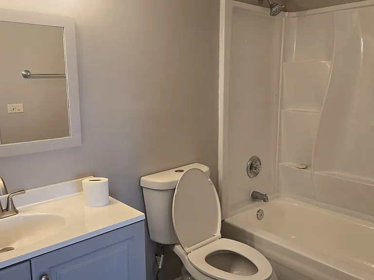 1688 Queensbury Cir — Photo 11