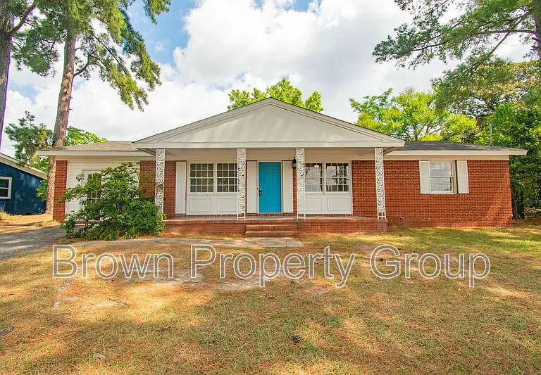 4408 Wellington Dr — Photo 1