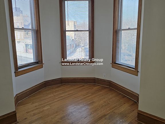 4th image of 1850 N Milwaukee Ave #2W