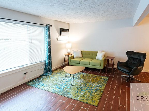 5th image of 331 E Hillsdale St APT 11