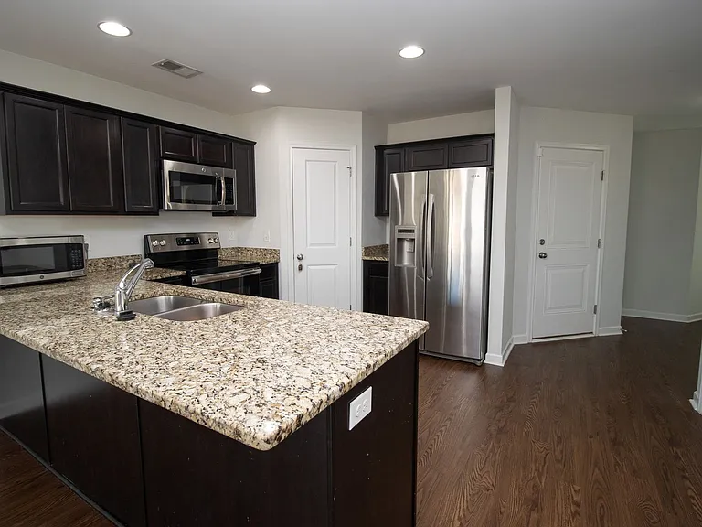 22 Routhland Ct — Photo 7