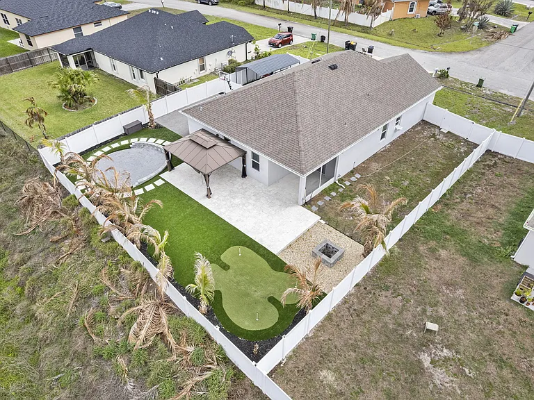681 SW Millard Dr — Photo 60
