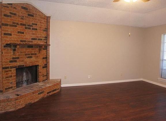3rd image of 4613 Preston Trail Dr