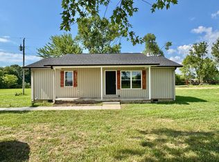 8165 State Line Rd, Taft, TN 38488