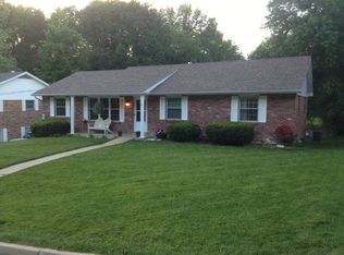 2518 Twin Hills Rd, Jefferson City, MO 65109
