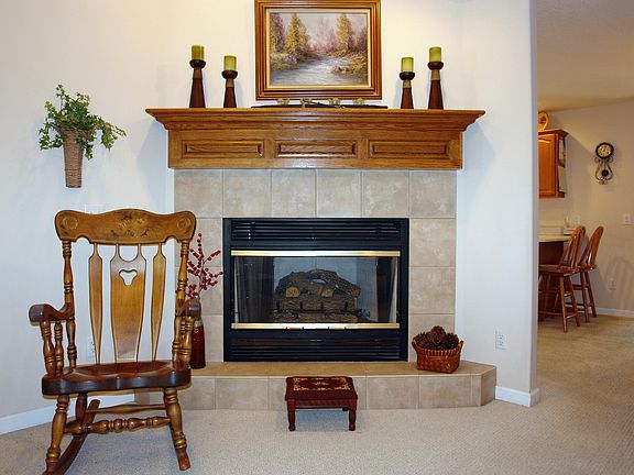 4th image of 123 Exeter Dr