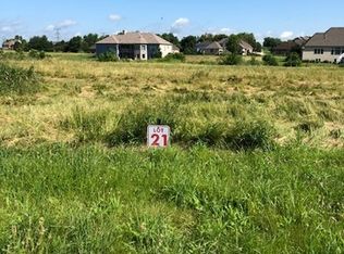 8872 Meadow Lake Trl, Rockford, IL 61114
