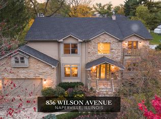836 Wilson Ave, Naperville, IL 60540
