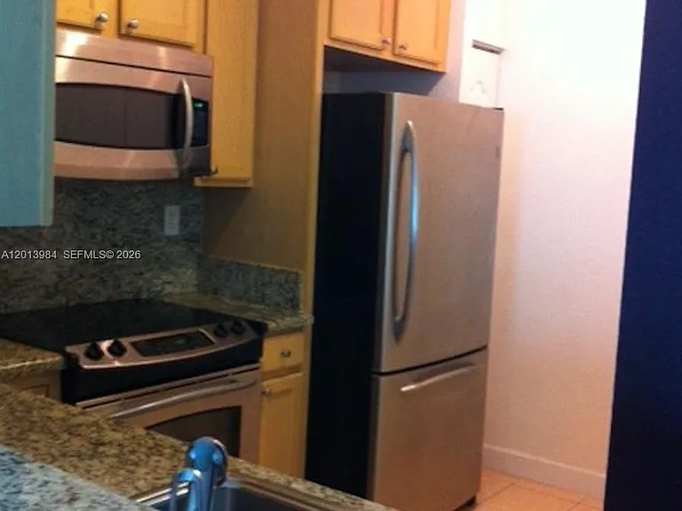 6001 SW 70th St #331 — Photo 3