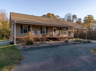 13236 Edwards Rd, PITTSBURG, IL 62974