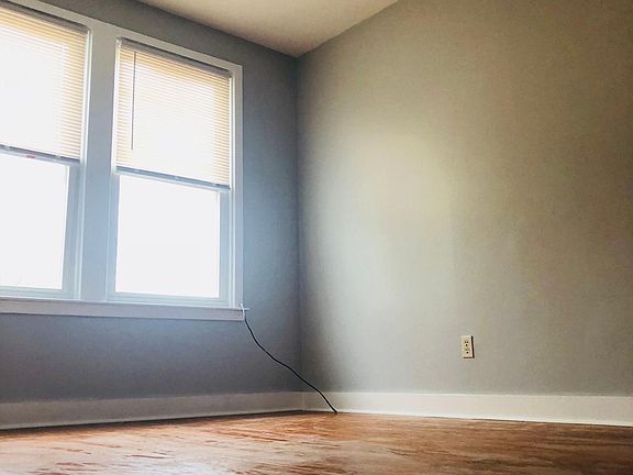 3rd image of 49 Marden St APT 6